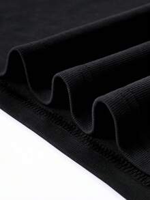 Men Letter Graphic Tee - Black - View 3