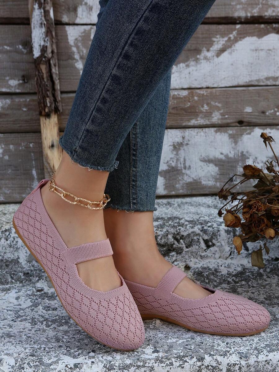 Women's Comfortable Knitted Breathable Mesh Flat Shoes