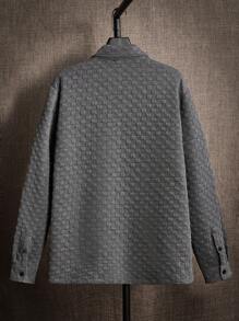 Manfinity VCAY 宽松版型男士字母贴片细节翻盖口袋正面纽扣夹克（不含 T 恤） - 深灰色 - 查看 2