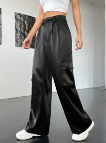 SHEIN EZwear 素色側翻蓋口袋長褲 - 黑色 - 查看 1