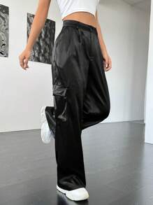 SHEIN EZwear 素色側翻蓋口袋長褲 - 黑色 - 查看 4