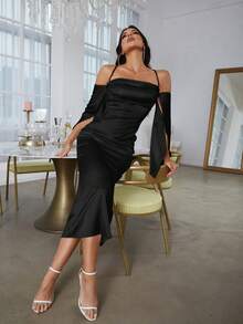 Vestido de manga con abertura de satén - Negro - Ver 4