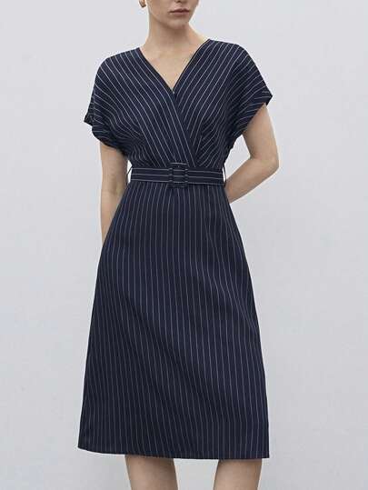 BizChic 條紋圖案蝙蝠袖繫腰帶連衣裙