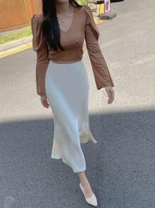 DAZY Chất rắn Cổ v Áo thun - Màu Khaki - Xem 8