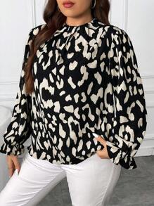 SHEIN Frenchy 大碼滿版印花荷葉袖襯衫 - 黑色 - 查看 4