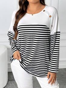 SHEIN Frenchy 大碼條紋印花紐扣細節插肩袖T恤 - 黑與白 - 查看 3