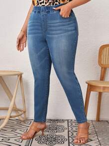 SHEIN LUNE Talla grande Jeans ajustados de cintura elástica - Azul lavado medio - Ver 1
