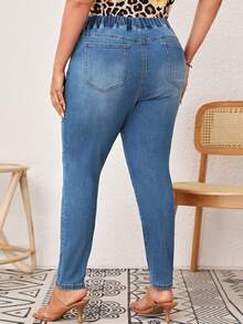 SHEIN LUNE Talla grande Jeans ajustados de cintura elástica - Azul lavado medio - Ver 2