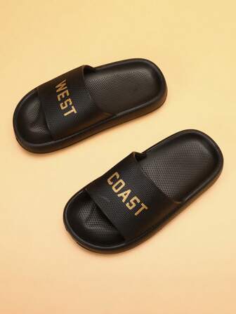 儿童泡沫拖鞋 EVA 轻便防滑软底可爱休闲速干拖鞋，简约黑色厚底，适合男孩和女孩沙滩