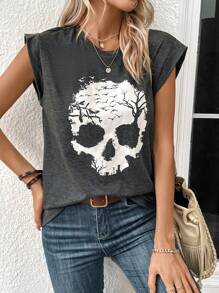 SHEIN LUNE Skull Print Batwing Sleeve Tee Graphic T Shirt