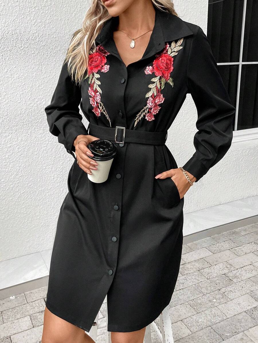 SHEIN LUNE 花卉刺繡前紐扣腰帶外套 - 黑色 - 查看 1