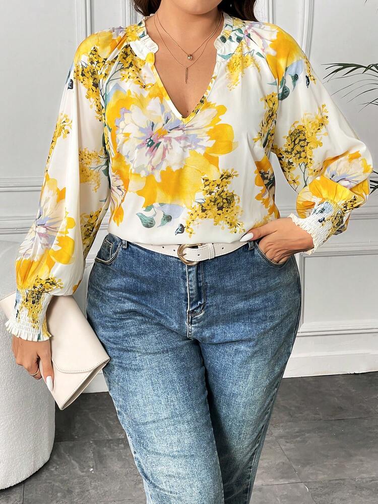 Plus Floral Print Notched Neckline Lantern Sleeve Blouse