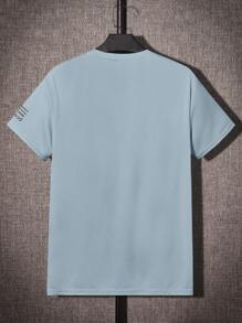 Manfinity VCAY Hombres Shorts con camiseta con parche de letra - Celeste - Ver 8