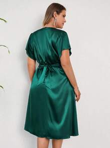 SHEIN Cottnline Plus Solid Batwing Sleeve Satin Dress - Dark Green - View 2