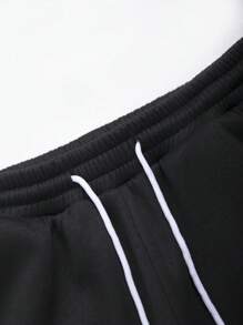 Aesthetic Post 男士字母圖案撞色插肩袖運動衫&腰部抽繩衛褲 - 黑色 - 查看 7