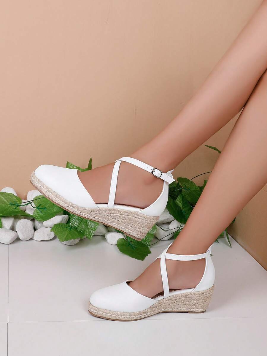 歐美女性大碼平底涼鞋在各種各樣顏色適合夏天 - 白色 - 查看 1
