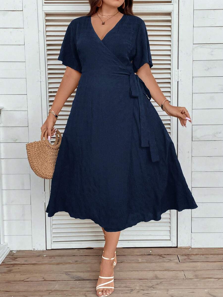 SHEIN LUNE 大碼素色側打結圍裹式連衣裙 - 藏蓝色 - 查看 1