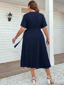 SHEIN LUNE 大碼素色側打結圍裹式連衣裙 - 藏蓝色 - 查看 2