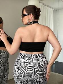 SHEIN ICON 大碼前鏤空頭巾下擺繞頸短上衣 - 黑色 - 查看 2