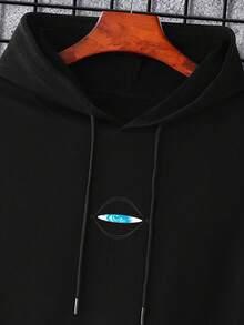 Manfinity Homme 男士眼睛圖案袋鼠口袋抽繩連帽衫 - 黑色 - 查看 4