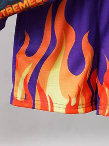 SHEIN 男小童車&火圖案T恤和短褲&帽