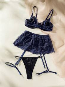 花卉蕾絲鋼圈吊帶襪內衣套裝