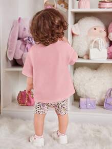 SHEIN 女嬰字母和卡通圖案落肩T恤&豹紋印花短褲 - 淺粉色 - 查看 2