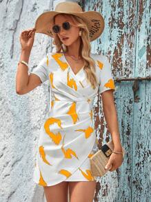 SHEIN LUNE Vestido con estampado de dibujo fruncido lateral bajo tulipán - Amarillo - Ver 6