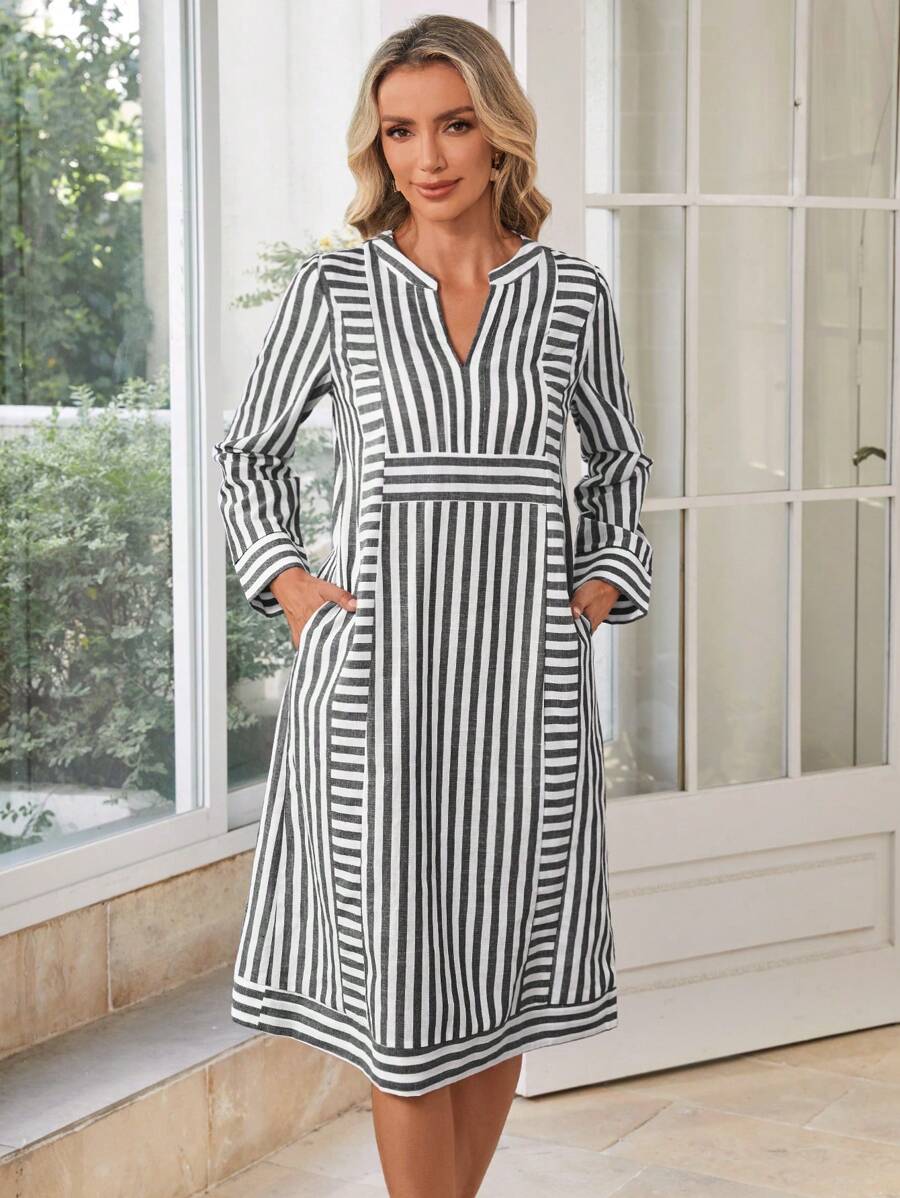 EMERY ROSE Striped Print Notched Neckline Hidden Pocket Dress - Multicolor - View 1