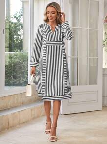 EMERY ROSE Striped Print Notched Neckline Hidden Pocket Dress - Multicolor - View 4