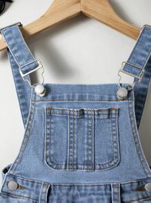 SHEIN 男小童破洞抽鬚補丁貼口袋背帶連身褲 - 淺色水洗藍 - 查看 3