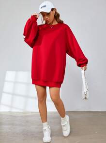 SHEIN EZwear Vestido sudadera moda de dopamina con estampado de letra de hombros caídos