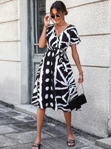 SHEIN Clasi 斑馬紋交疊領連衣裙 - 黑與白 - 查看 4