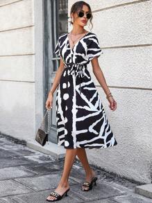 SHEIN Clasi 斑馬紋交疊領連衣裙 - 黑與白 - 查看 5