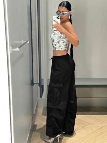 SHEIN x Carly Lawrence SHEIN ICON Flap Pocket Side Drawstring Waist Cargo Black Pants - Black - View 6