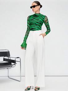 BizChic 斑馬紋小高領網紗T恤工作服 - 綠色 - 查看 1