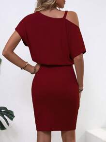 SHEIN LUNE Solid Asymmetrical Neck Chain Detail Dress - Burgundy - View 2