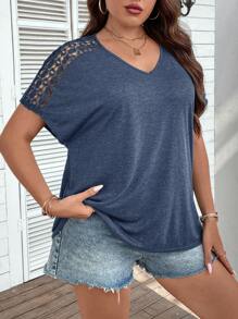 SHEIN LUNE Plus Solid Contrast Lace Tee