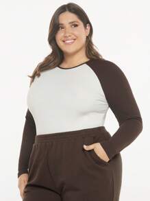 SHEIN BASICS Plus Two Tone Raglan Sleeve Bodysuit - Multicolor - View 4