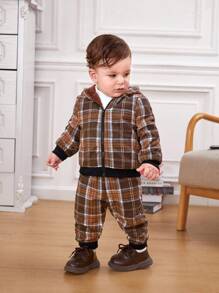 SHEIN Baby Boy Plaid Print Zip Up Hooded Teddy Lined Jacket & Pants