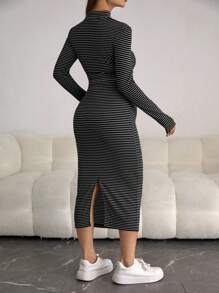 SHEIN Thai sản Sọc Cổ giả Áo thun & Chân Váy xẻ - màu đen - Xem 2