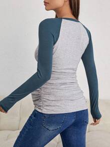SHEIN Maternity Colourblock Raglan Sleeve Ruched Tee - Multicolor - View 2