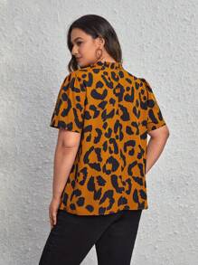 SHEIN Clasi 大碼滿版印花缺口領襯衫