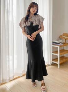 DAZY Solid Mermaid Hem Dress & Floral Print Cape - Black - View 1