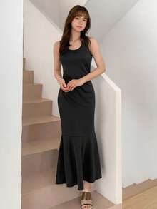 DAZY Solid Mermaid Hem Dress & Floral Print Cape - Black - View 5