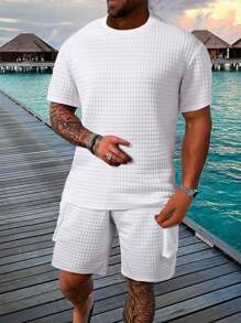 Manfinity Homme Men Solid Tee & Flap Pocket Shorts - White - View 1