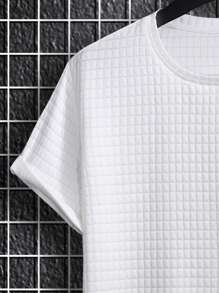 Manfinity Homme Men Solid Tee & Flap Pocket Shorts - White - View 4