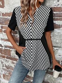 EMERY ROSE 條紋印花弧形下擺襯衫 - 黑與白 - 查看 5