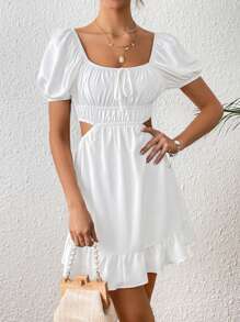 SHEIN VCAY 胸部褶皺腰部鏤空荷葉邊連衣裙 - 白色 - 查看 3