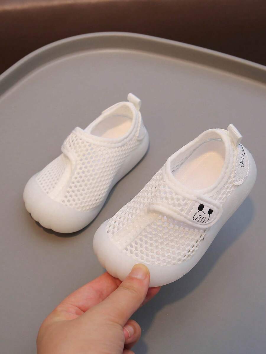 Infantil con patrón de dibujos animados Gancho & bucle cierre Zapatillas deportivas Bebé Zapatos deportivos - Blanco - Ver 1